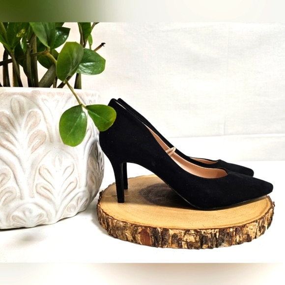 H&M Black Suede Pointed Toe Heels 6.5 - Picture 3 of 4